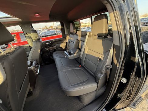 Used 2021 GMC Sierra 2500 Denali w/ Denali Ultimate Package image 30