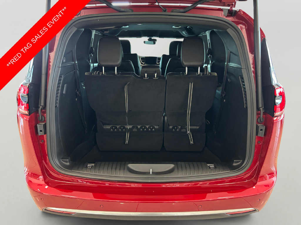 New 2027 Chrysler Pacifica Select FWD image 14