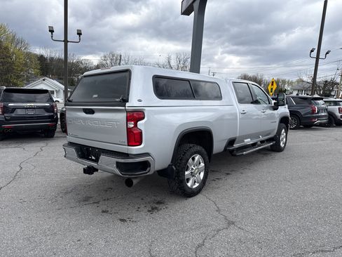 Used 2022 Chevrolet Silverado 3500 LTZ w/ LTZ Convenience Package image 3