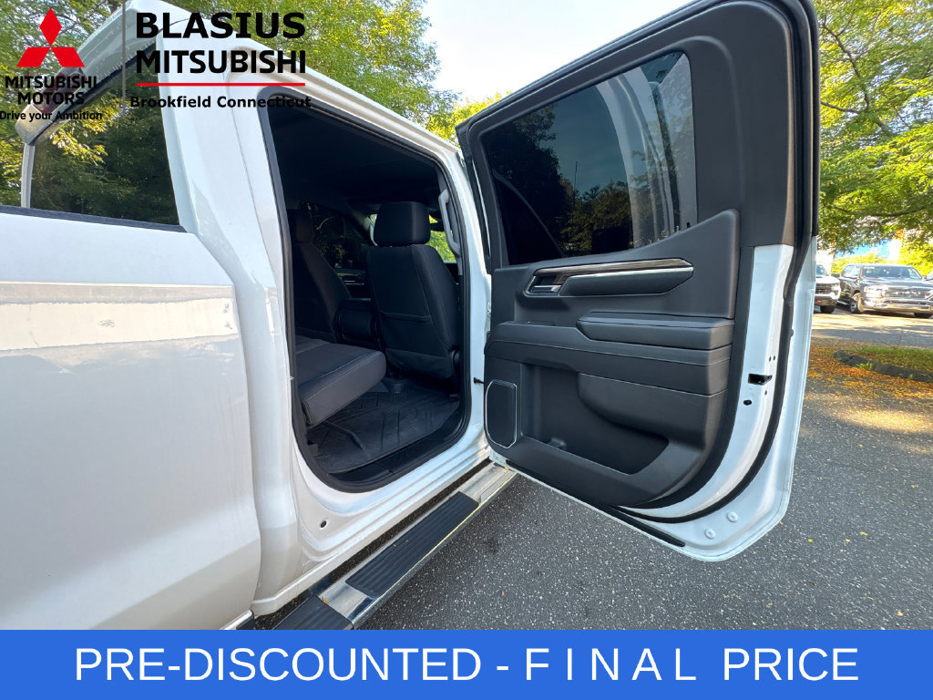 Used 2024 Chevrolet Silverado 1500 RST w/ Protection Package AWD/4WD image 34