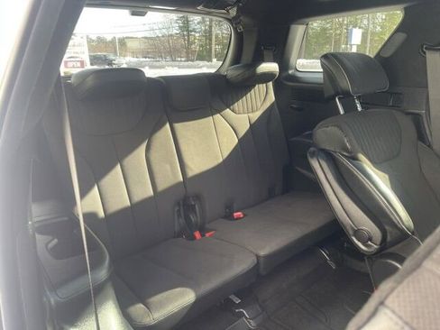 Used 2024 Hyundai Palisade Calligraphy image 18