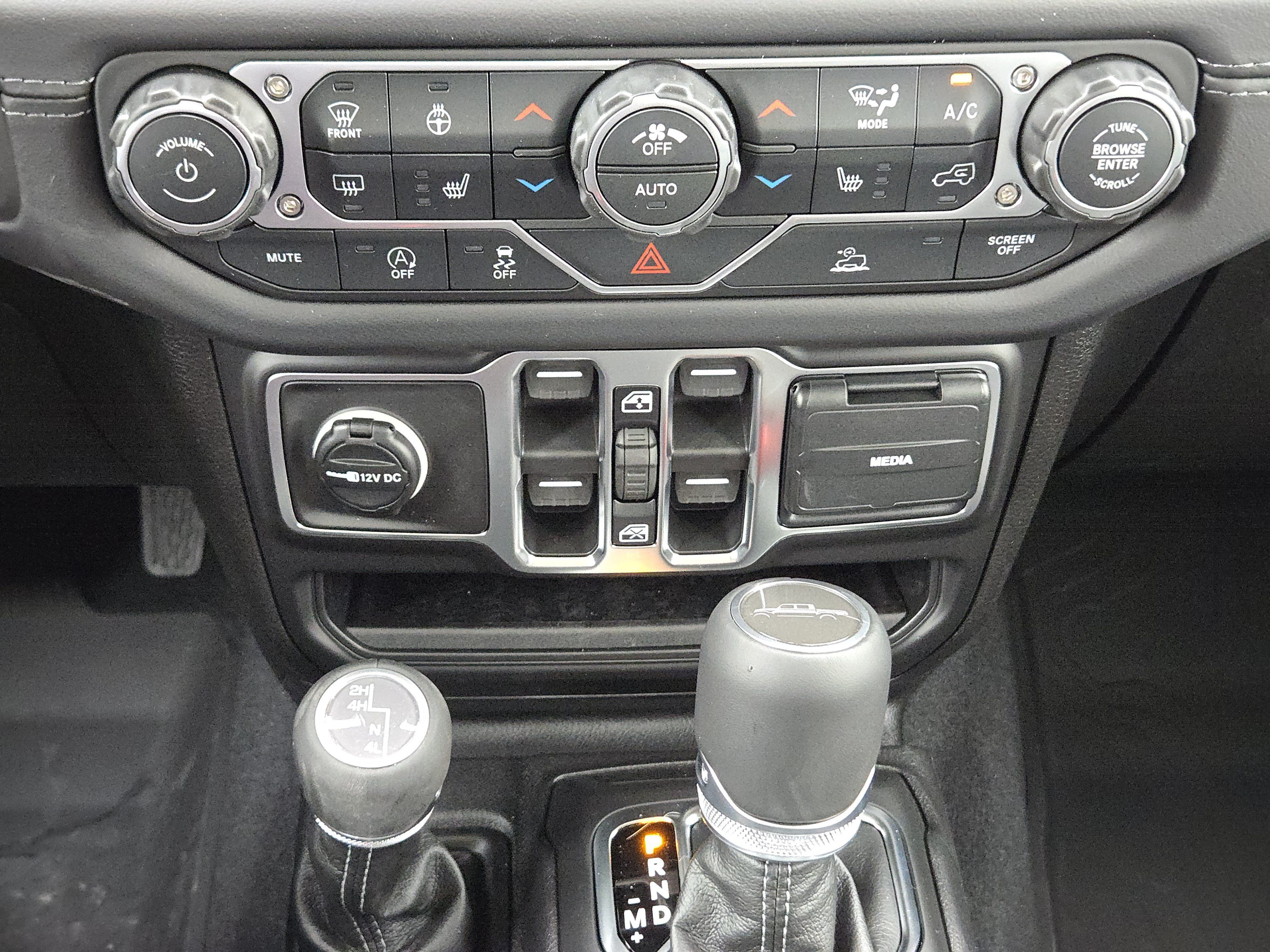 New 2026 Jeep Gladiator Sport AWD/4WD image 16