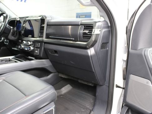 Used 2024 Ford F350 Lariat w/ Lariat Ultimate Package AWD/4WD image 44