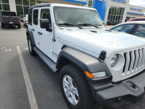Used 2018 Jeep Wrangler Unlimited Sport S AWD/4WD image 6