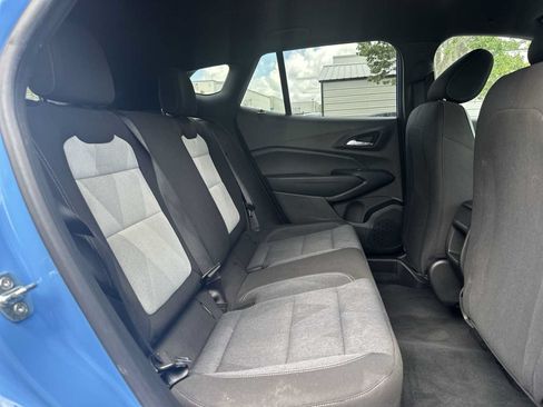 Certified 2024 Chevrolet Trax RS w/ Driver Confidence Package FWD image 18