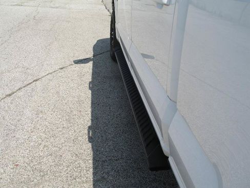Used 2022 Ford F150 XLT w/ Equipment Group 302A High AWD/4WD image 12