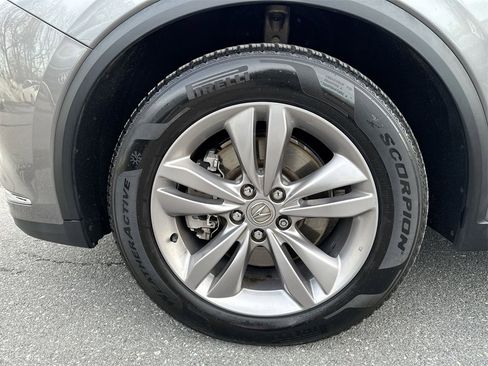 Used 2023 Acura MDX SH-AWD image 19