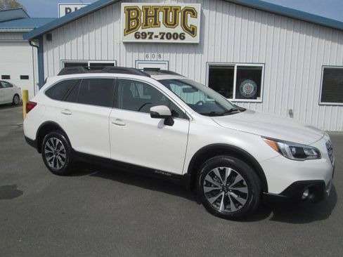 Used 2017 Subaru Outback 2.5i Limited AWD/4WD image 1