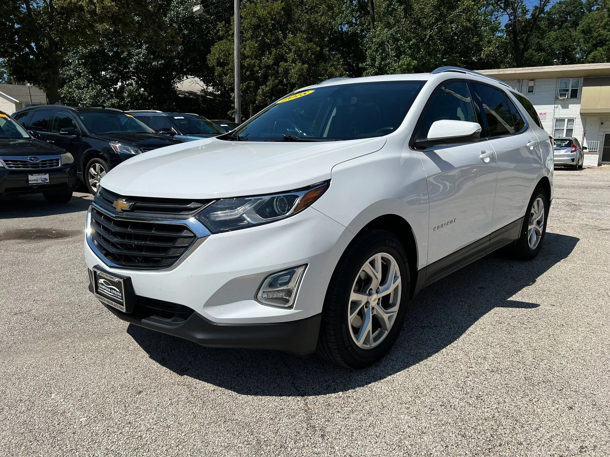Used 2018 Chevrolet Equinox LT w/ Sun & Infotainment Package AWD/4WD image 3