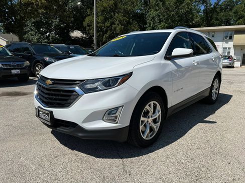 Used 2018 Chevrolet Equinox LT w/ Sun & Infotainment Package AWD/4WD image 3