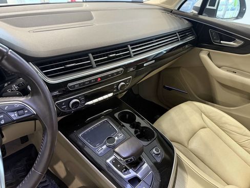 Used 2017 Audi Q7 3.0T Premium Plus image 23