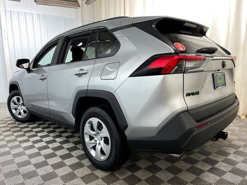 Used 2019 Toyota RAV4 LE w/ All Weather Liner Package AWD/4WD image 43