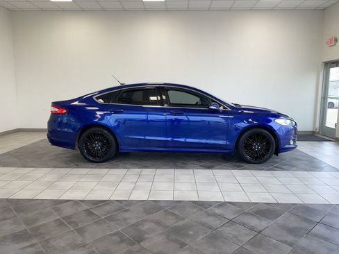 Used 2014 Ford Fusion SE w/ Equipment Group 202A image 4