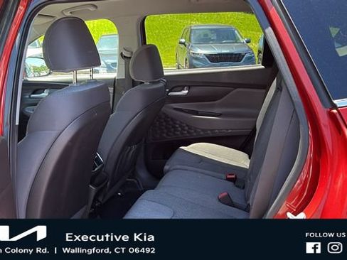 Used 2019 Hyundai Santa Fe SE AWD/4WD image 22