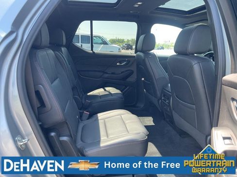 Used 2023 Chevrolet Traverse RS w/ LPO, Floor Liner Package AWD/4WD image 29