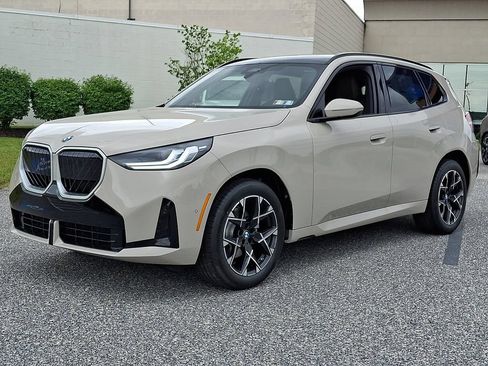 Used 2026 BMW X3 xDrive30i w/ M Sport Package AWD/4WD image 5