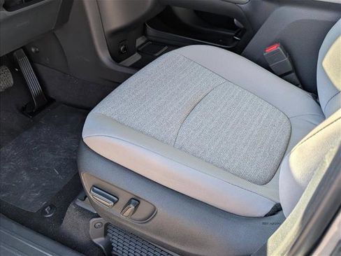 New 2026 Toyota Sienna LE image 4