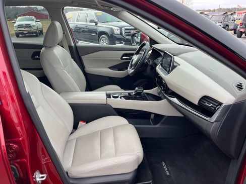 Used 2023 Nissan Rogue SL image 23