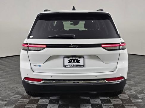 Used 2022 Jeep Grand Cherokee Limited 4xe AWD/4WD image 4