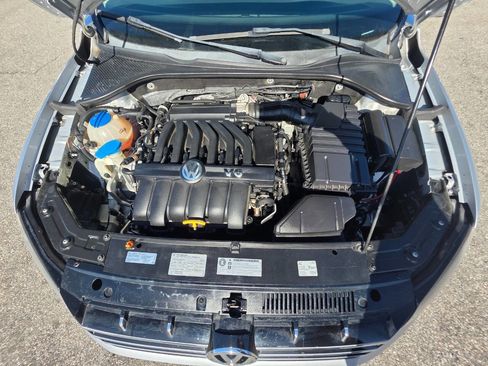 Used 2012 Volkswagen Passat 3.6 SEL Premium image 14