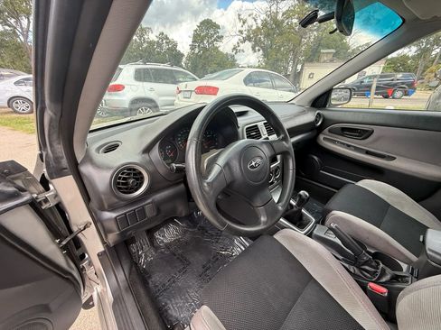 Used 2006 Subaru Impreza 2.5i w/ Popular Equipment Group 1 image 13