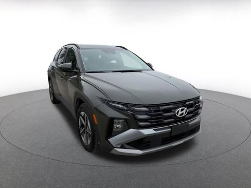 Used 2025 Hyundai Tucson SEL FWD image 3