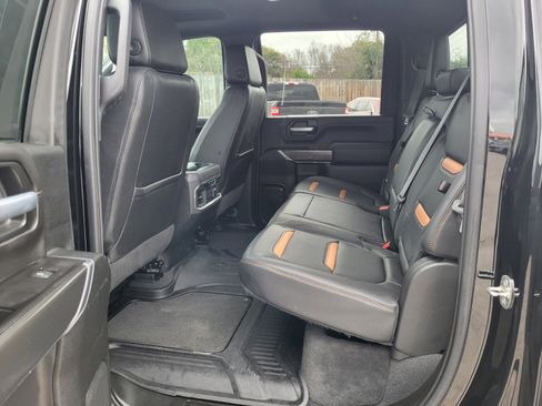 Used 2021 GMC Sierra 2500 AT4 w/ AT4 Premium Plus Package image 17