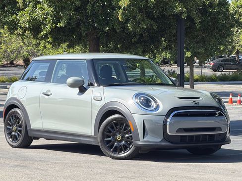Used 2023 MINI Cooper SE FWD image 2