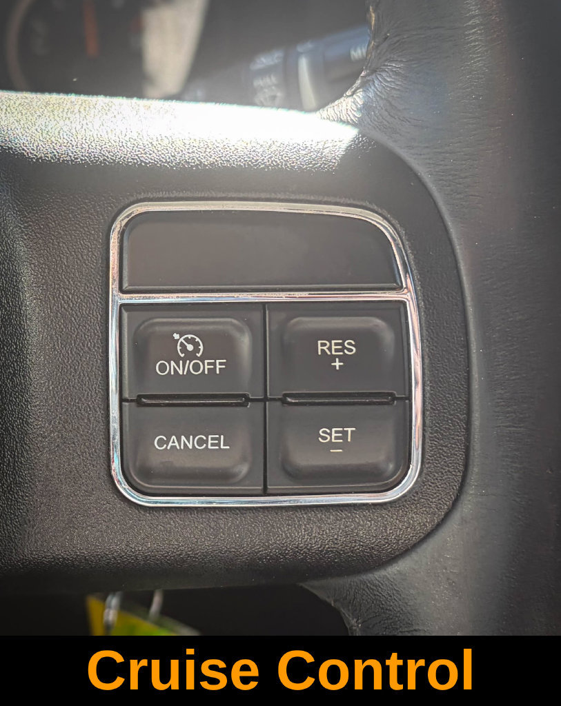Used 2016 Jeep Wrangler Unlimited Sahara AWD/4WD image 10