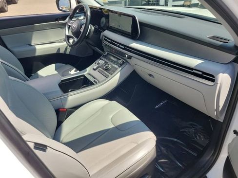 Used 2023 Hyundai Palisade SEL FWD image 23