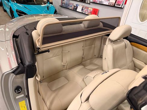 Used 2004 Lexus SC 430 Convertible RWD image 22