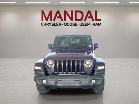 Used 2023 Jeep Wrangler Sport S image 3