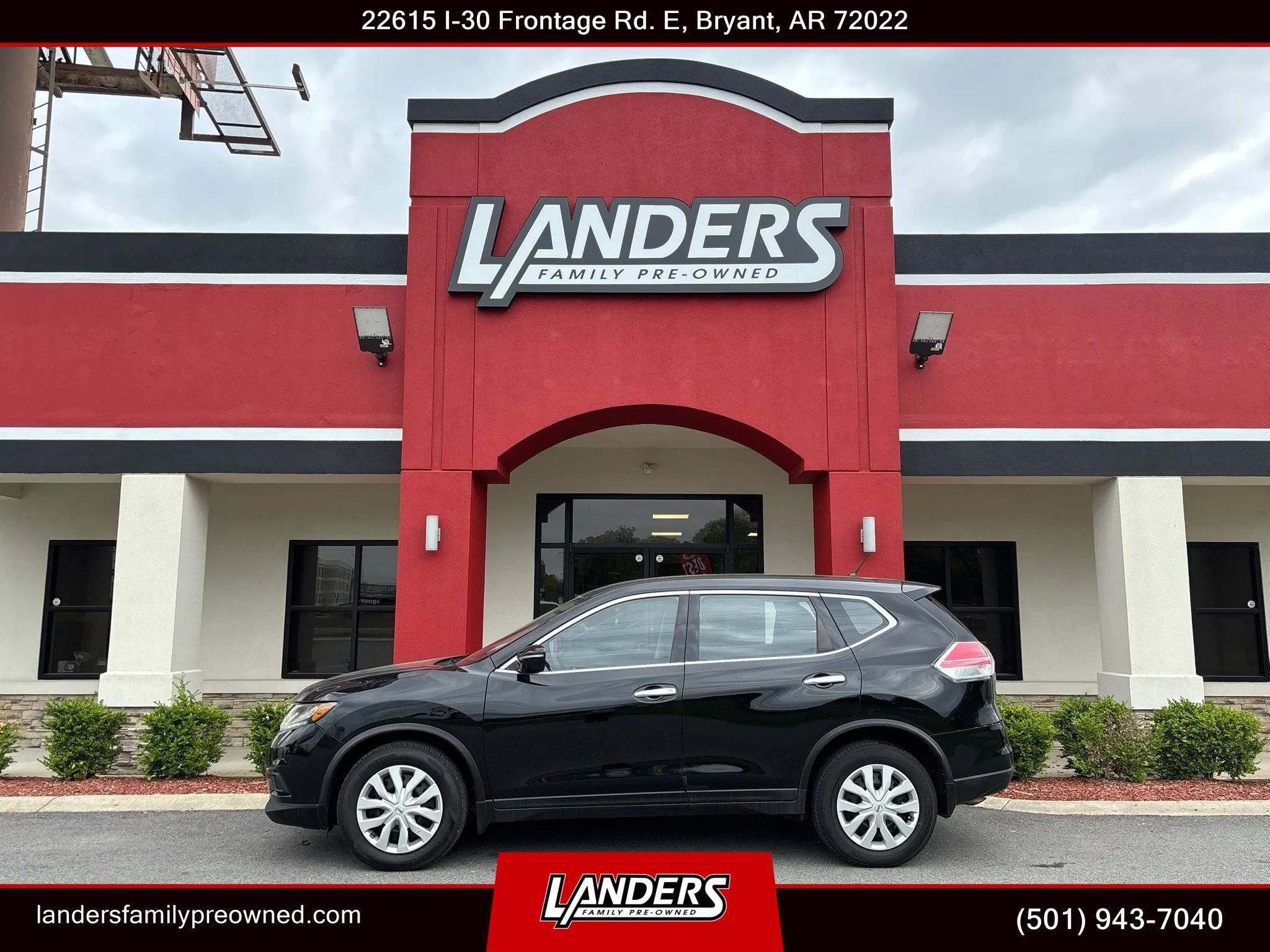 Used 2015 Nissan Rogue S FWD image 1