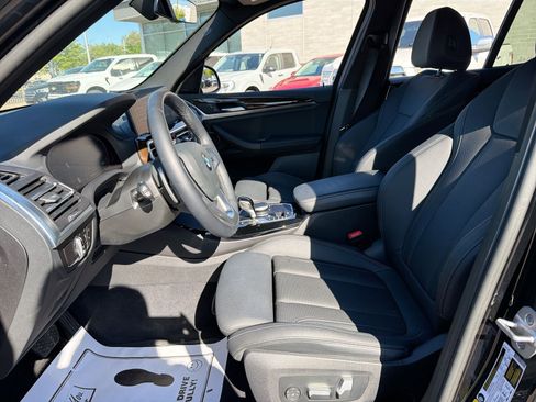 Used 2023 BMW X3 xDrive30i w/ Premium Package w/ZPA AWD/4WD image 11