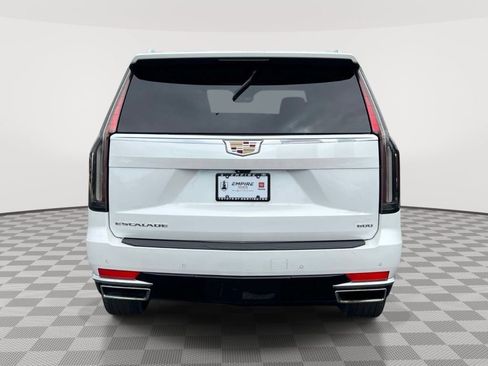 Used 2023 Cadillac Escalade ESV Premium Luxury AWD/4WD image 5