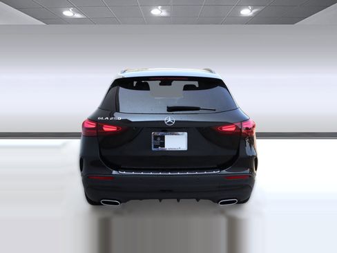 New 2025 Mercedes-Benz GLA 250 image 8