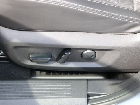 Used 2024 Nissan Rogue Platinum w/ Platinum Premium Package image 28