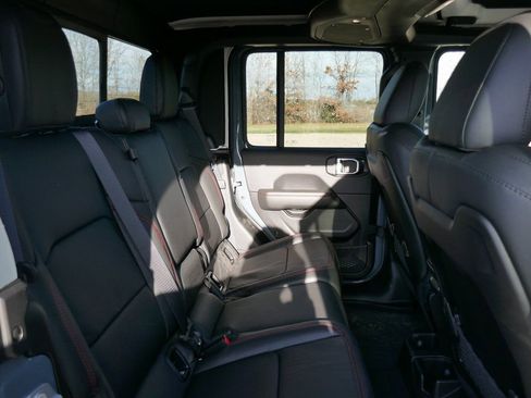 New 2026 Jeep Gladiator Rubicon AWD/4WD image 12