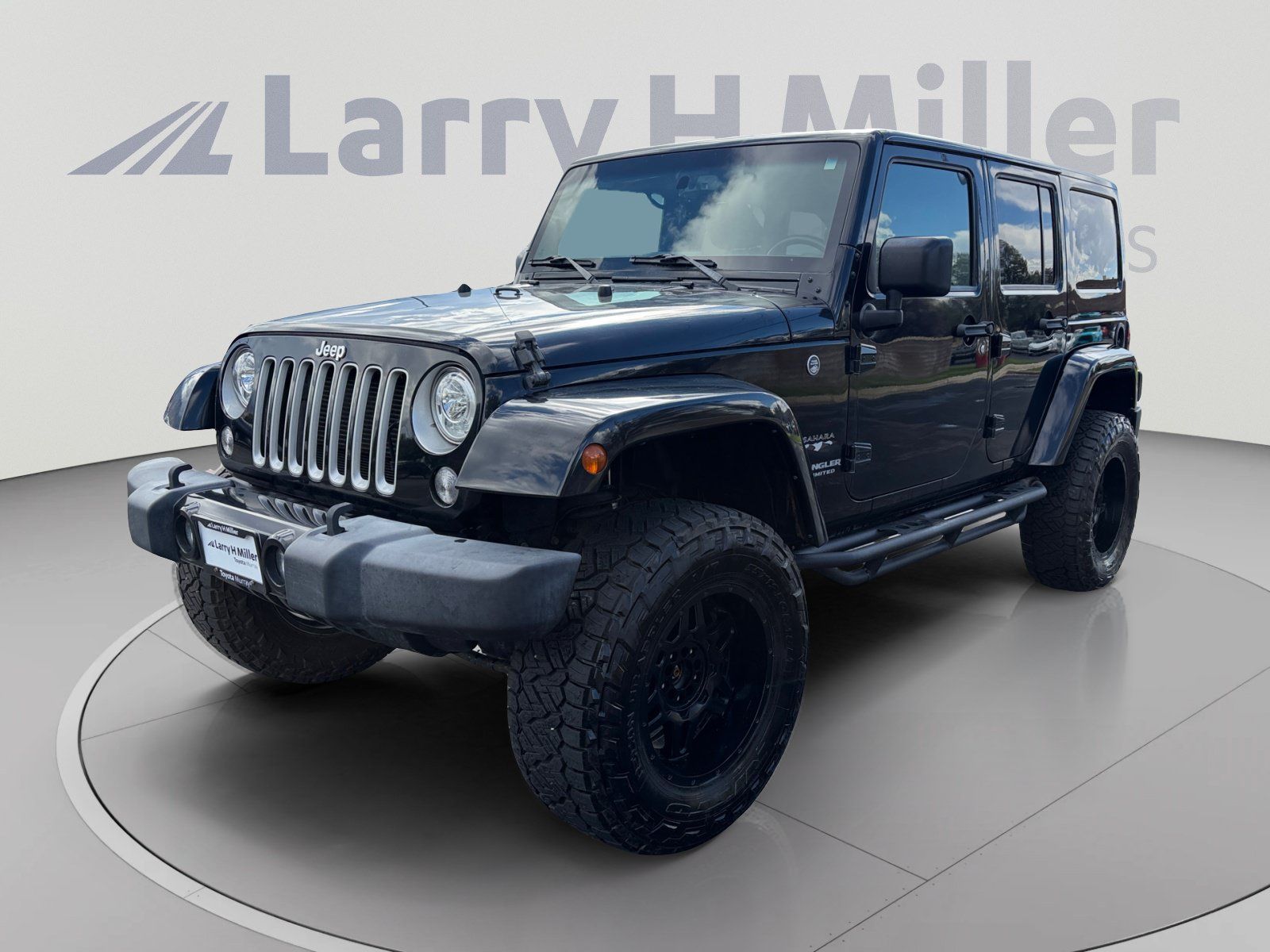 Used 2017 Jeep Wrangler Unlimited Sahara w/ Connectivity Group AWD/4WD image 1