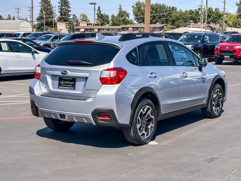 Used 2017 Subaru Crosstrek 2.0i Limited AWD/4WD image 4