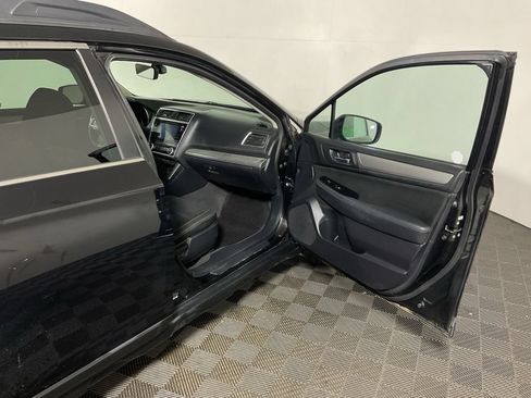 Used 2019 Subaru Outback 2.5i Premium w/ Popular Package #2 AWD/4WD image 36