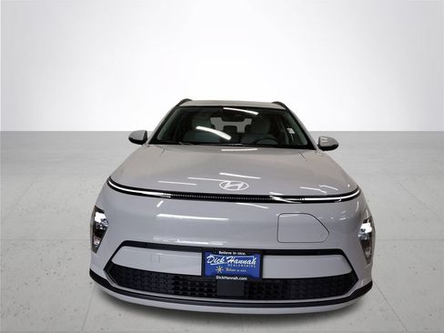 Certified 2024 Hyundai Kona SEL FWD image 3