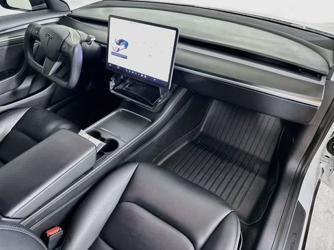 Used 2021 Tesla Model 3 Standard Range Plus RWD image 32