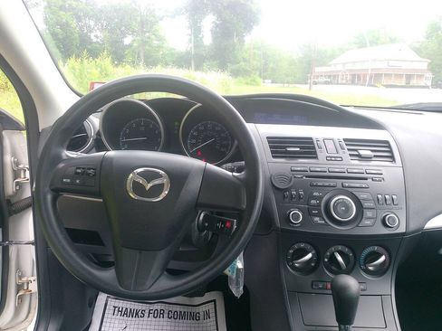 Used 2012 MAZDA MAZDA3 i Sport FWD image 12