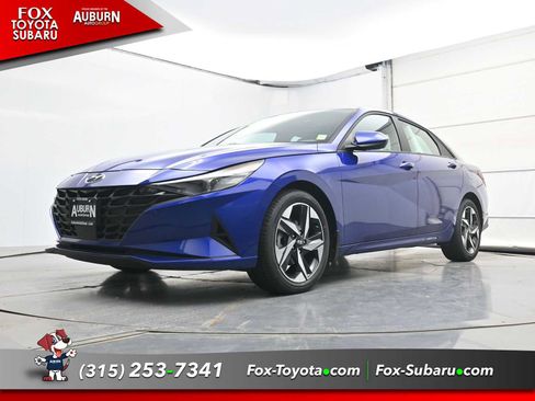 Used 2023 Hyundai Elantra SEL w/ Convenience Package FWD image 23