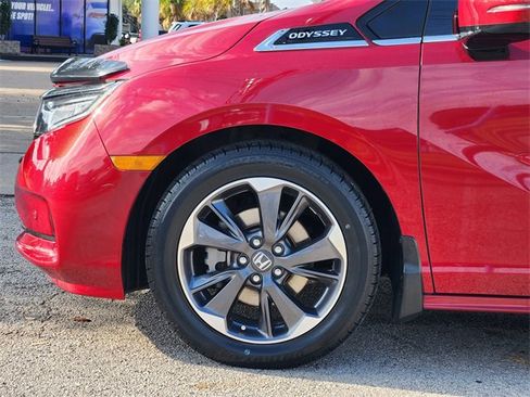 Used 2022 Honda Odyssey Elite image 8
