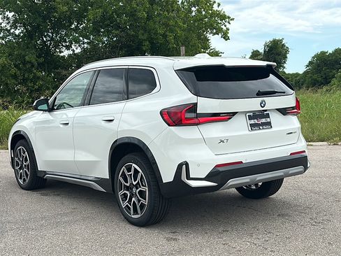 New 2025 BMW X1 xDrive28i w/ Technology Package image 6