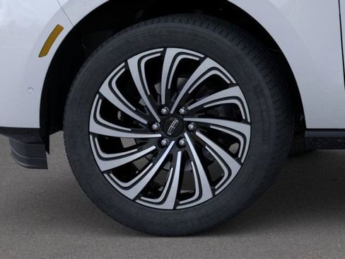 New 2025 Lincoln Navigator L Black Label image 37