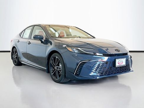 New 2026 Toyota Camry XSE FWD image 3