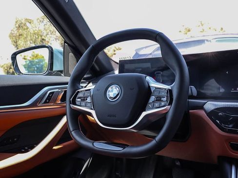 Used 2025 BMW i4 eDrive40 RWD image 16